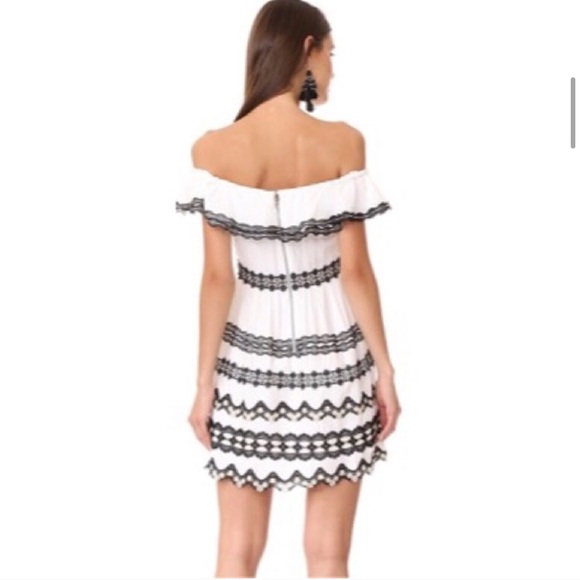 NWT alice + olivia ✦ Rozzi Off Shoulder Dress ✦ - Picture 3 of 8